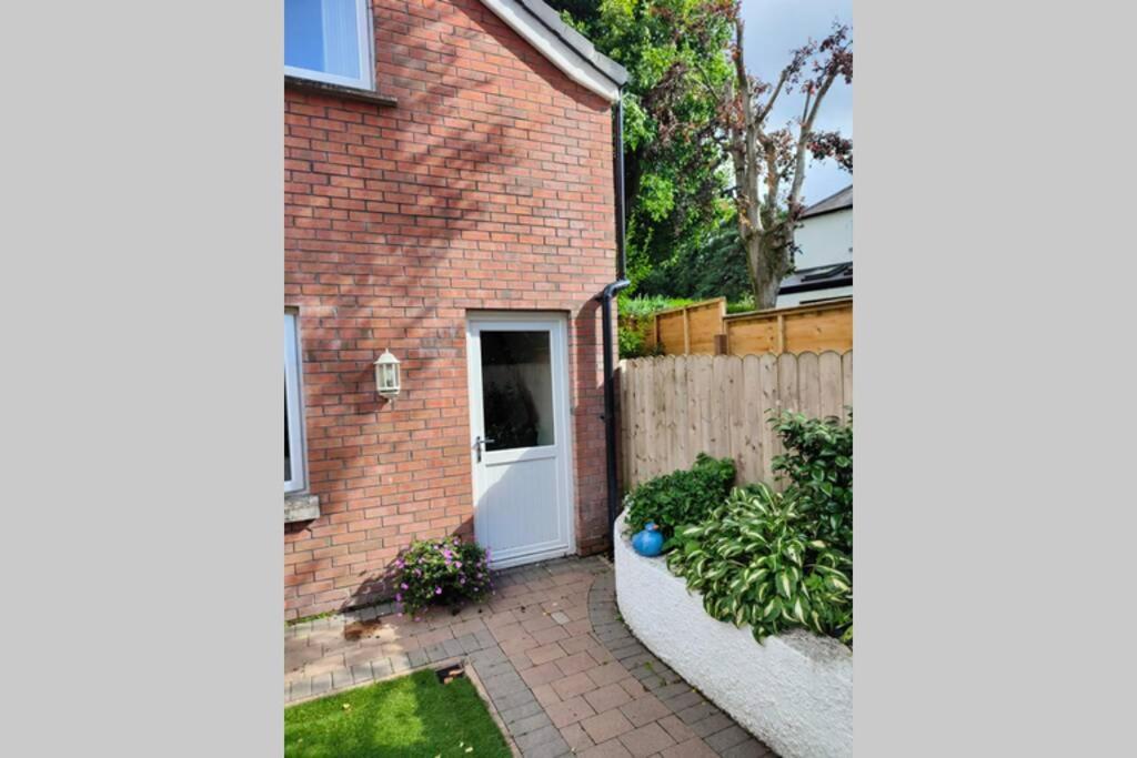 Bt 9 Granny Flat & Walled Garden Belfast Exterior foto
